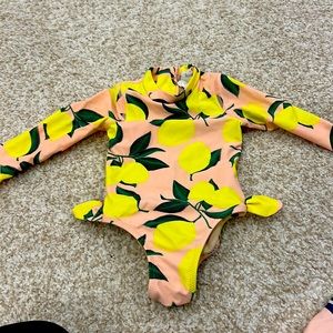 Shade critters 1 piece